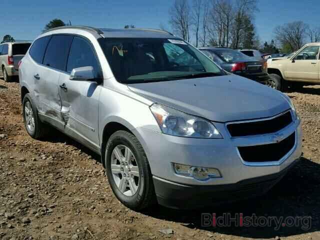 Photo 1GNLRGED7AS106613 - CHEVROLET TRAVERSE 2010