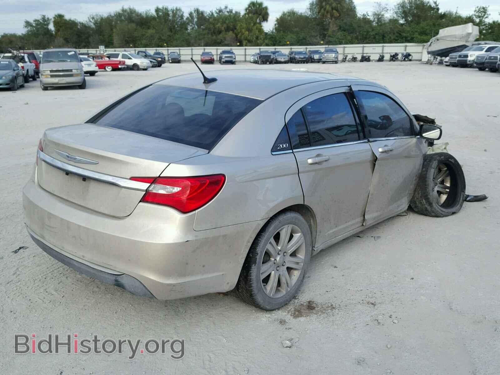 2013 CHRYSLER 200 - VIN: 1C3CCBAB3DN669294 - Фото 4