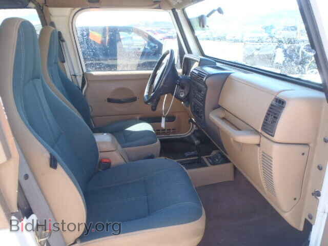 2000 JEEP WRANGLER - VIN: 1J4FA59S3YP733018 - Фото 5