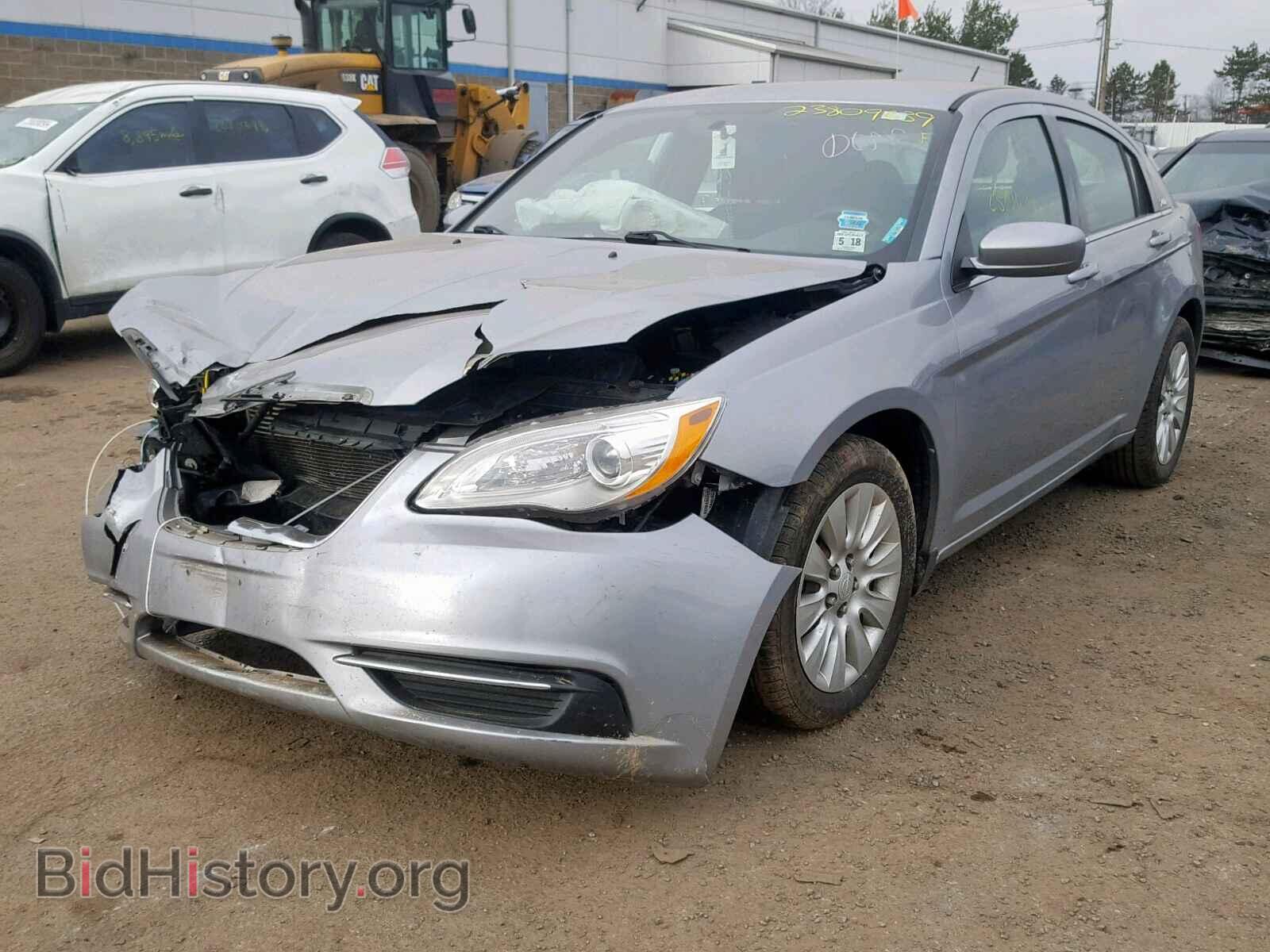 2013 CHRYSLER 200 - VIN: 1C3CCBAB6DN734137 - Фото 2