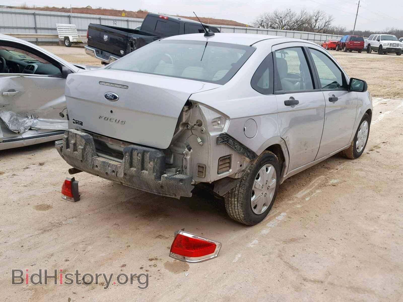 2009 FORD FOCUS - VIN: 1FAHP34N19W179638 - Фото 4