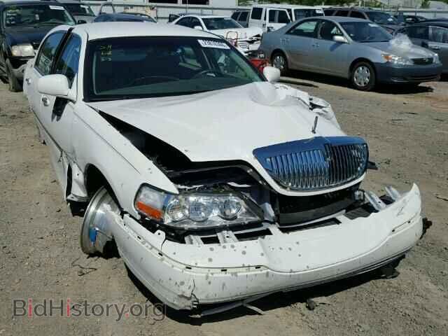 Photo 2LNBL8CV8BX756357 - LINCOLN TOWNCAR 2011