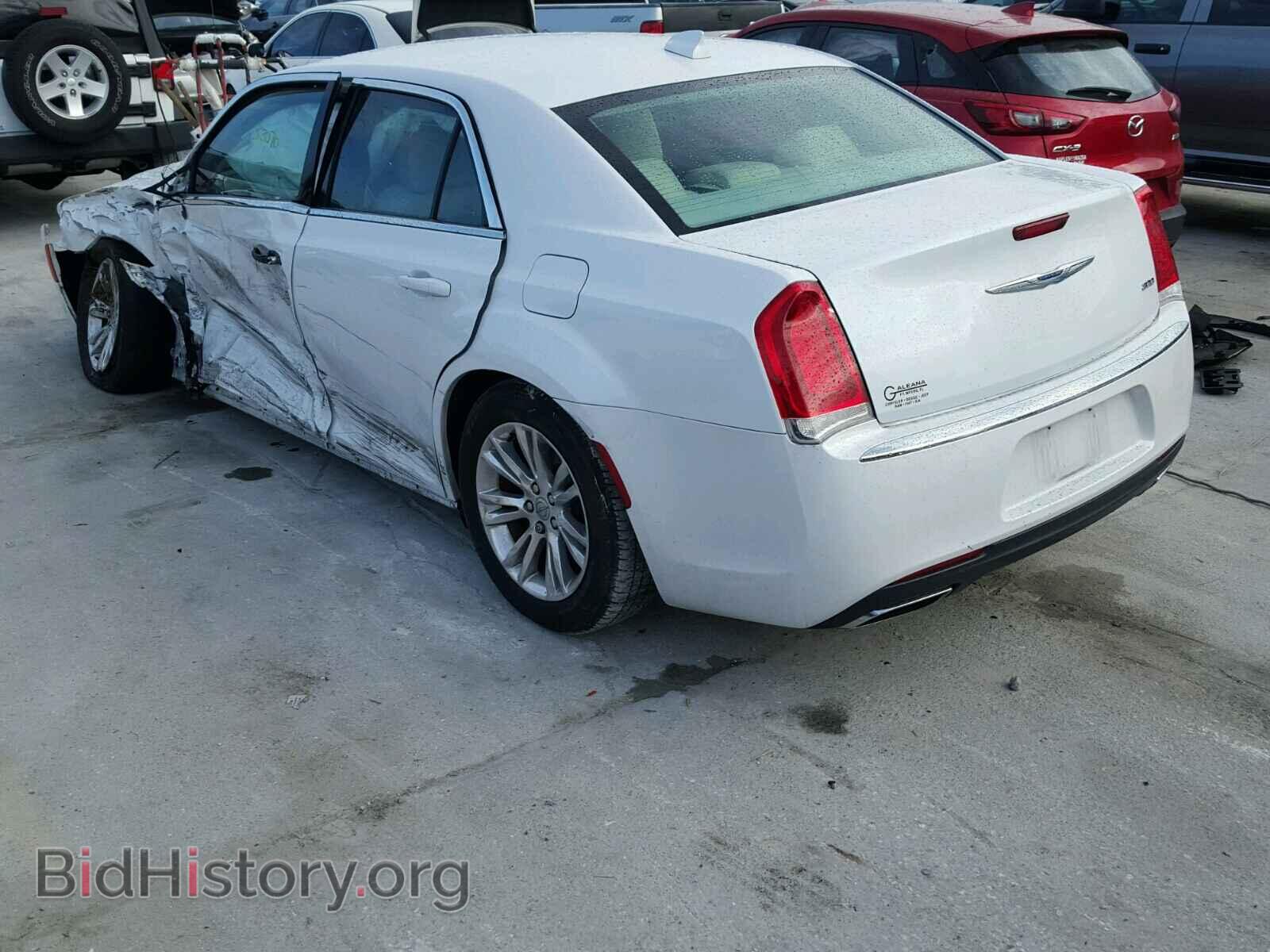 2016 CHRYSLER 300 - VIN: 2C3CCAAG1GH243915 - Фото 3