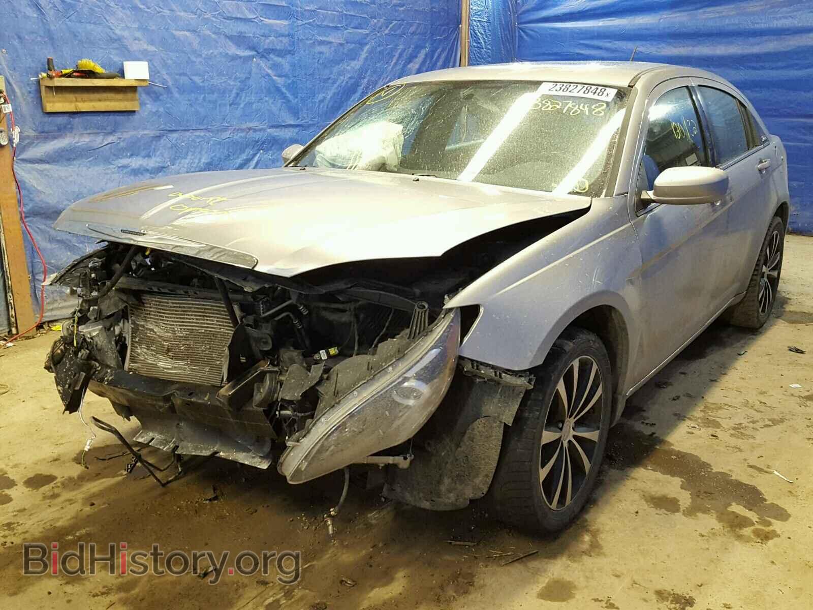 2013 CHRYSLER 200 - VIN: 1C3CCBBB6DN578812 - Фото 2