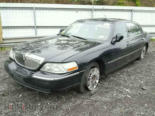 2007 LINCOLN TOWNCAR - VIN: 1LNHM85VX7Y612708 - Фото 2