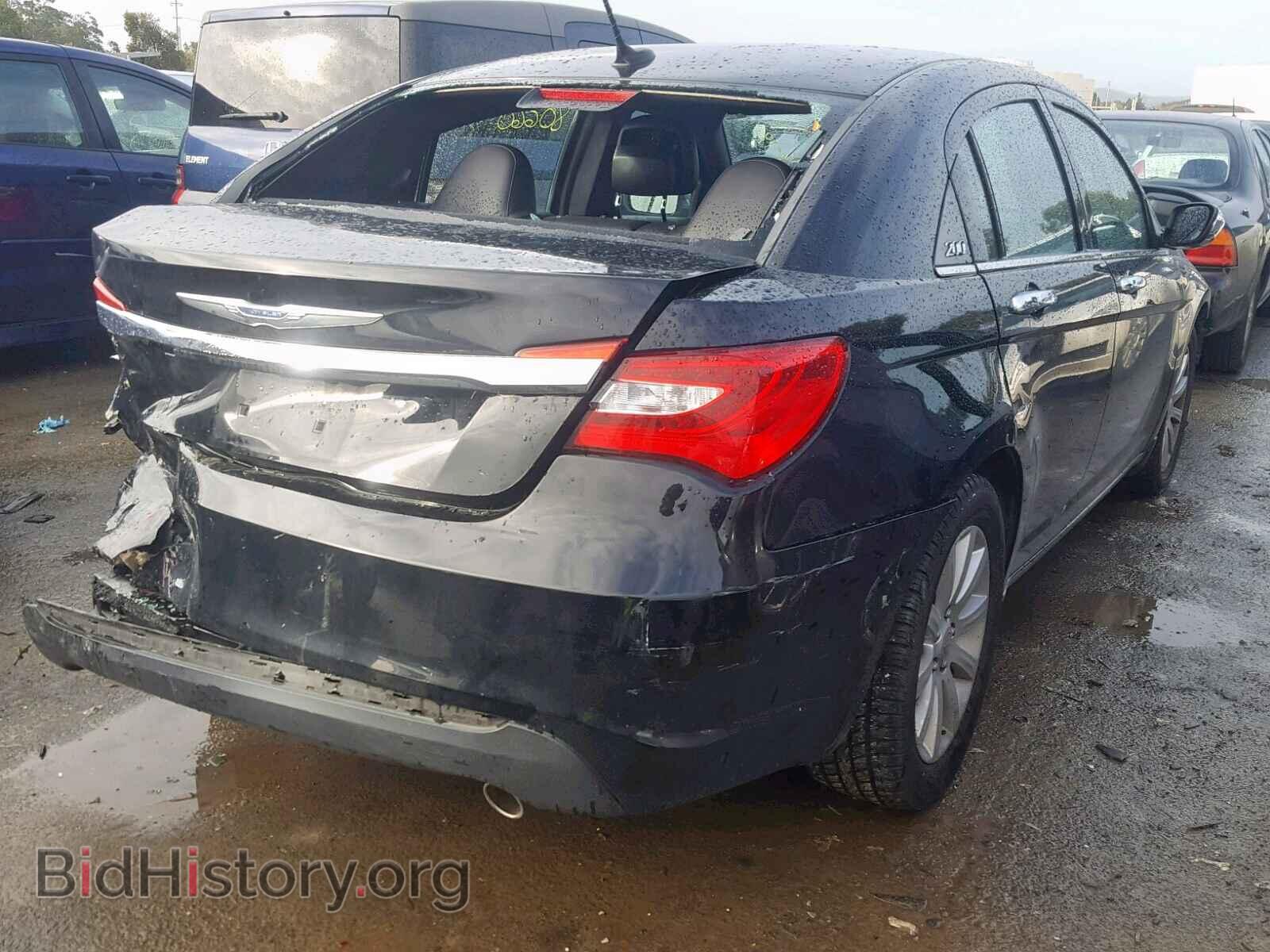 2013 CHRYSLER 200 - VIN: 1C3CCBCG3DN523356 - Photo 4