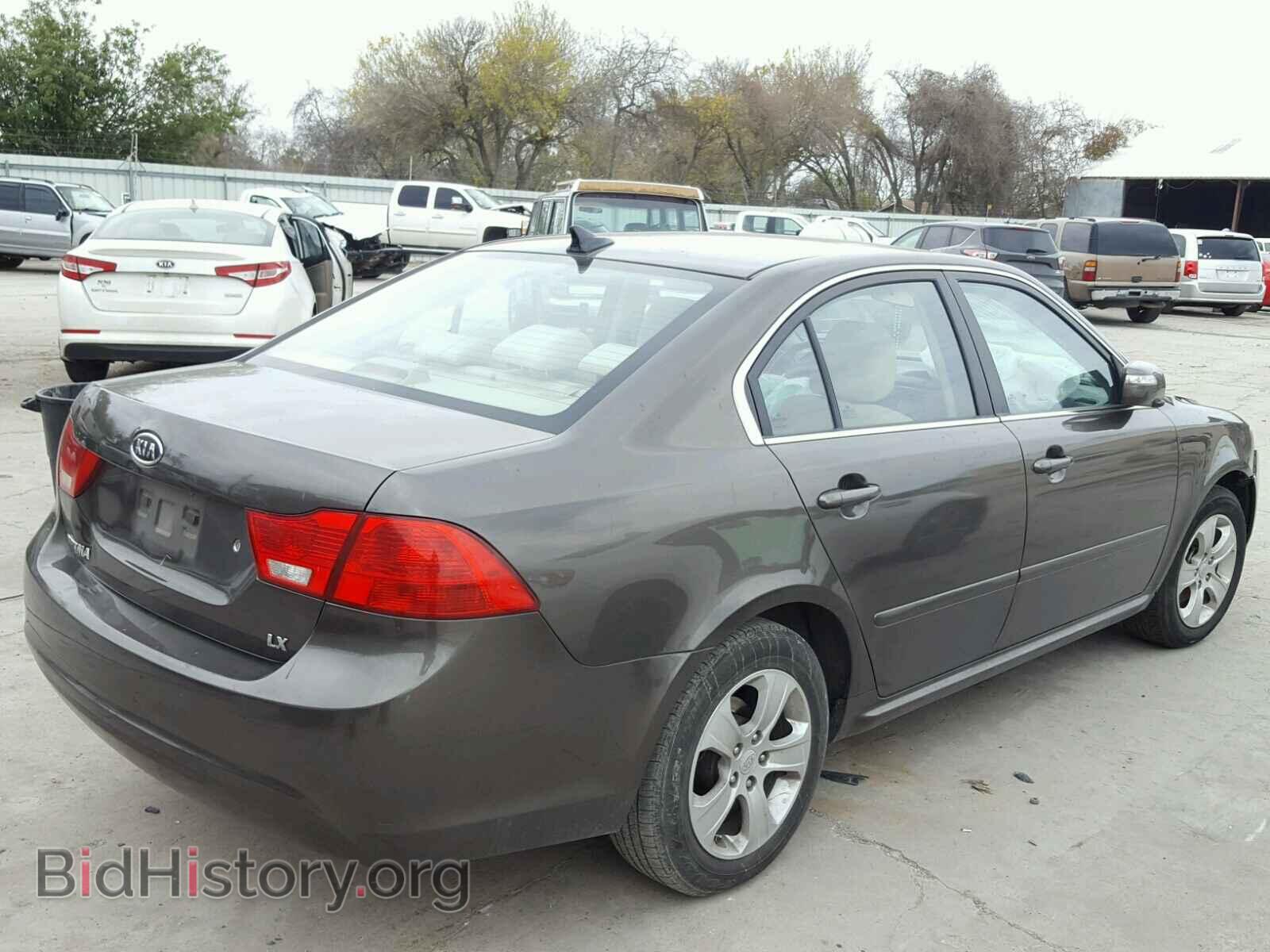 2009 KIA OPTIMA - VIN: KNAGE228095293569 - Фото 4