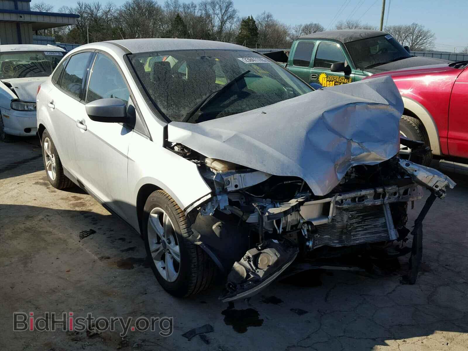 Photo 1FAHP3F22CL443820 - FORD FOCUS 2012