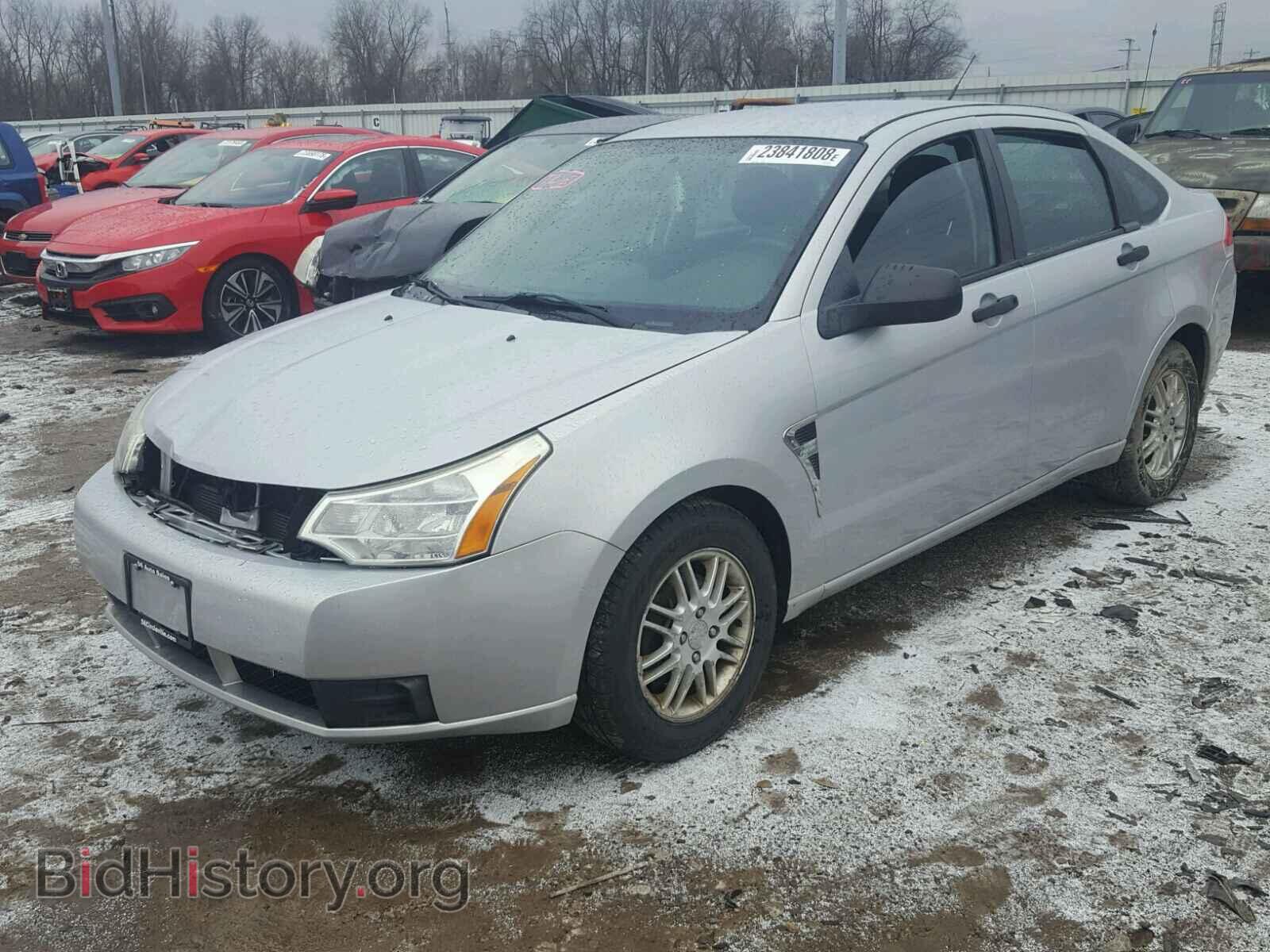 2008 FORD FOCUS - VIN: 1FAHP35N68W195024 - Фото 2