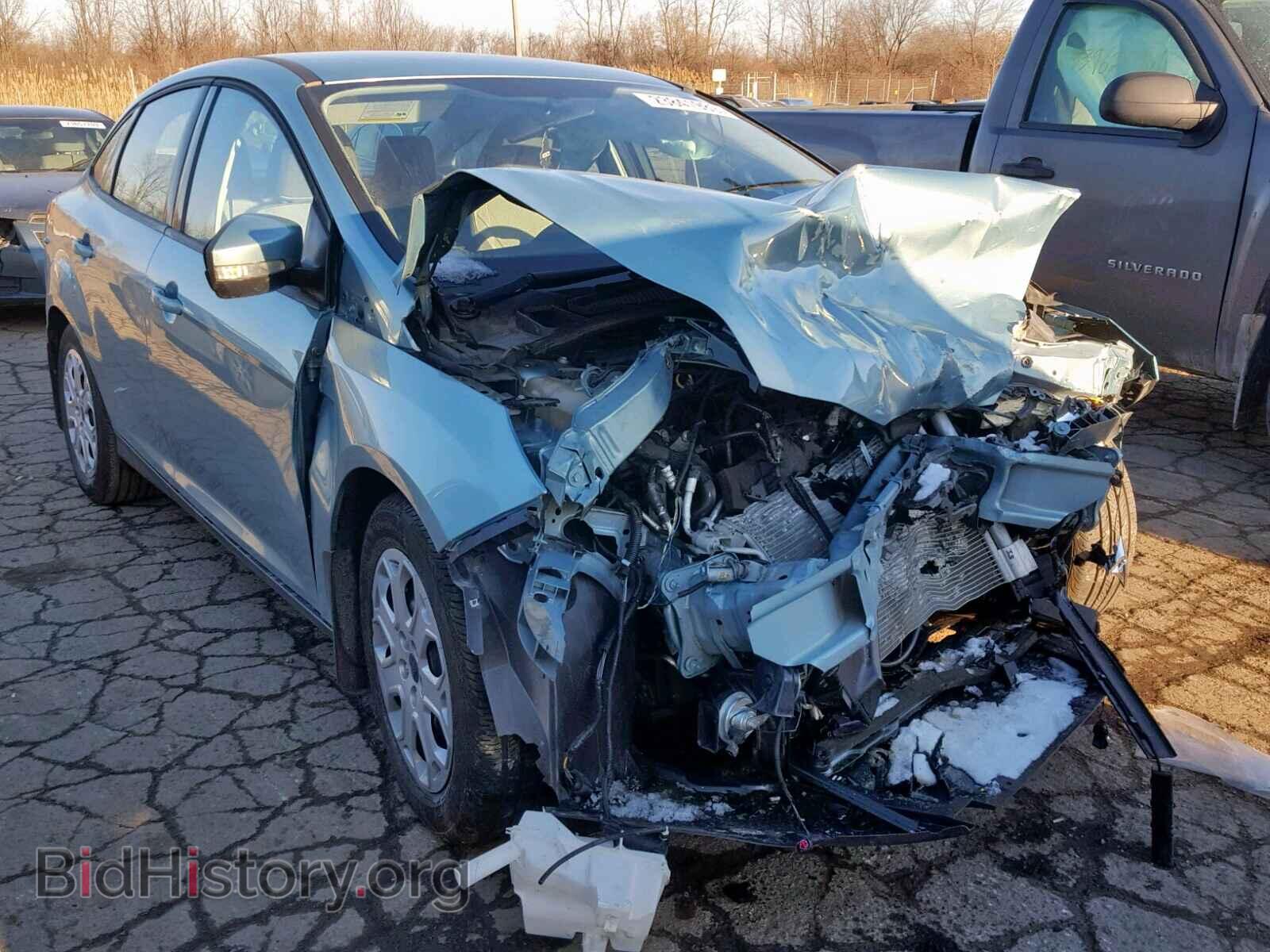 Photo 1FAHP3F26CL448602 - FORD FOCUS 2012
