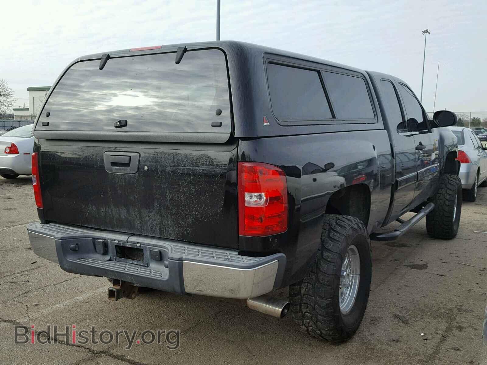 2007 CHEVROLET SILVERADO - VIN: 1GCEK19057E511340 - Фото 4