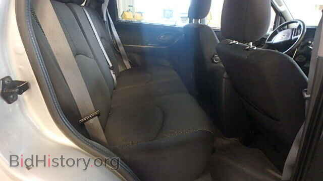 2005 MAZDA TRIBUTE - VIN: 4F2YZ04145KM48717 - Фото 6