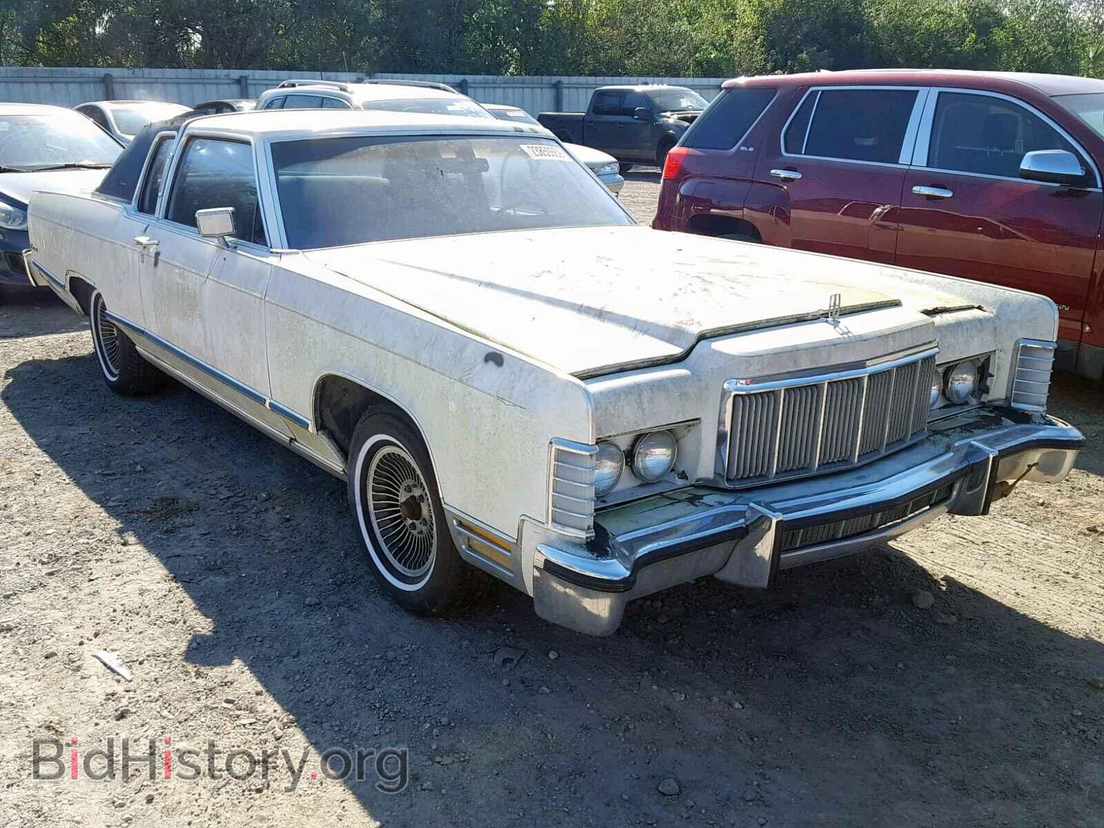 Photo 6Y81A897375 - LINCOLN CONTINENTL 1976