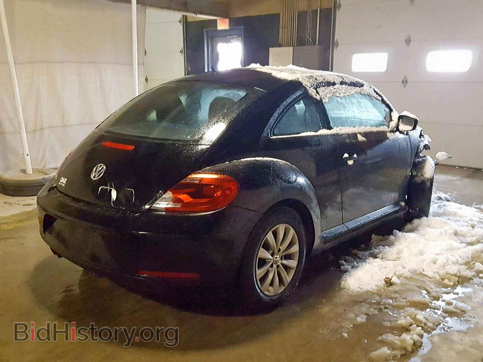2014 VOLKSWAGEN BEETLE - VIN: 3VWFP7AT9EM620970 - Фото 4