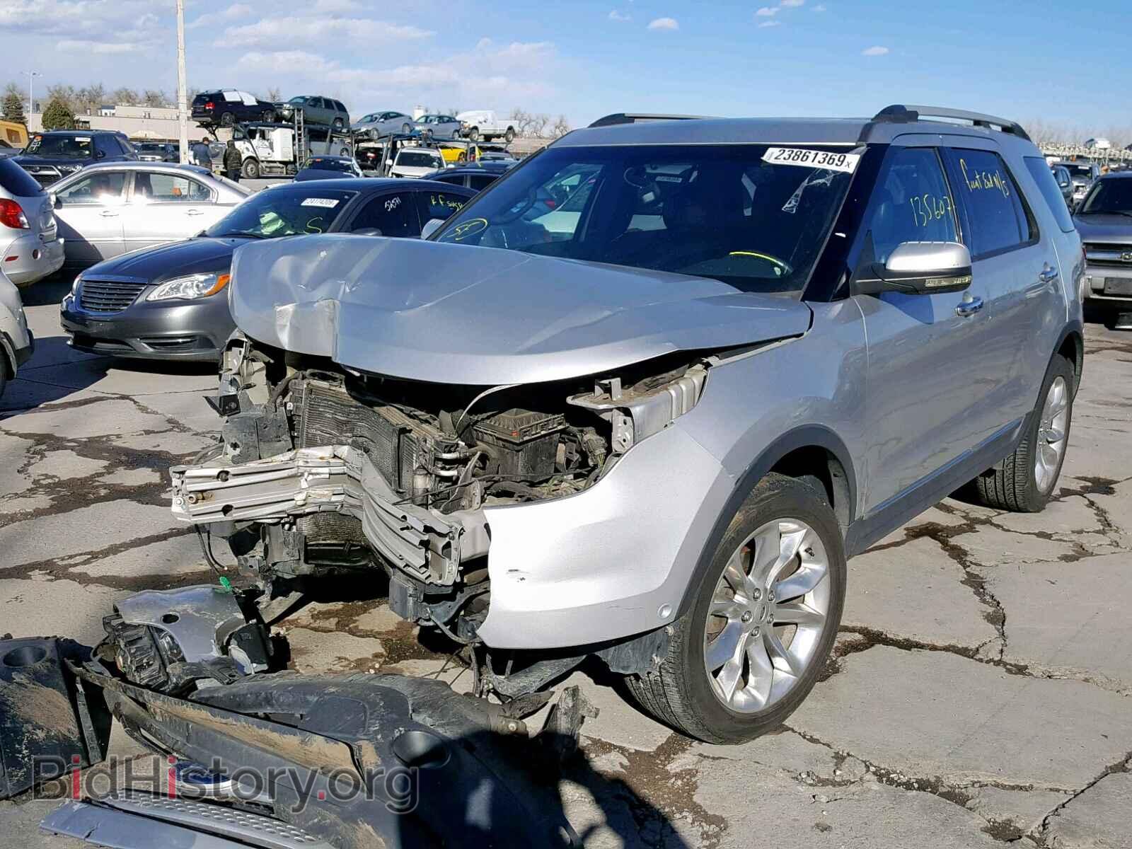 2011 FORD EXPLORER L - VIN: 1FMHK8F82BGA11435 - Photo 2