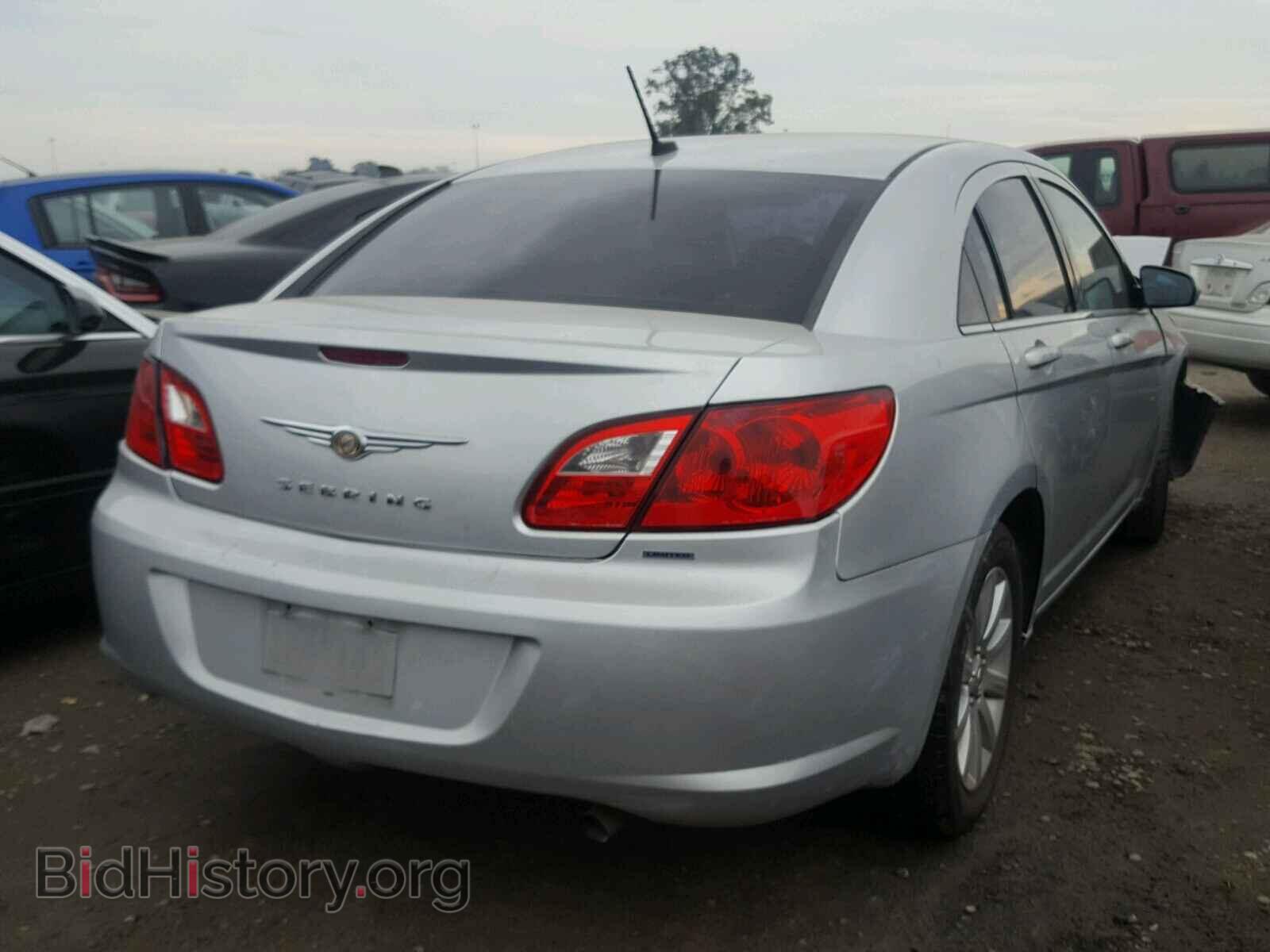 2010 CHRYSLER SEBRING - VIN: 1C3CC5FB7AN223512 - Photo 4