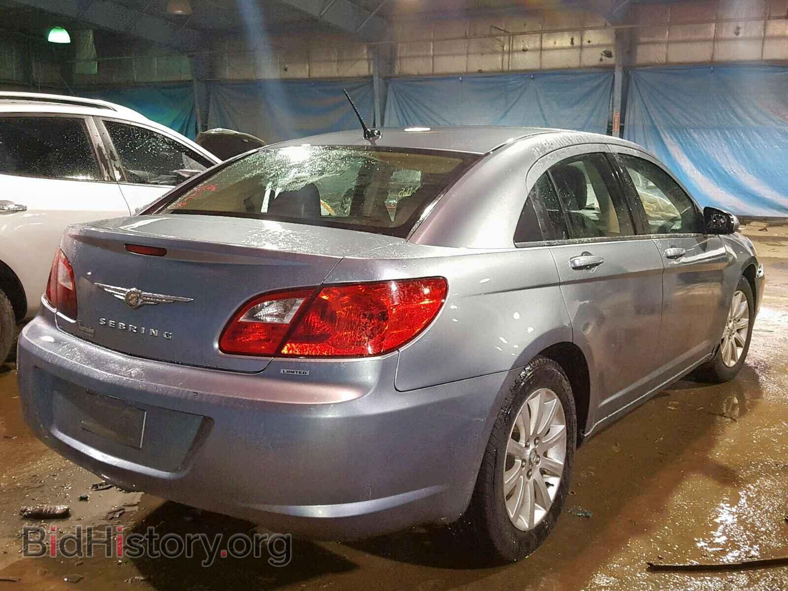 2010 CHRYSLER SEBRING - VIN: 1C3CC5FB6AN216793 - Фото 4