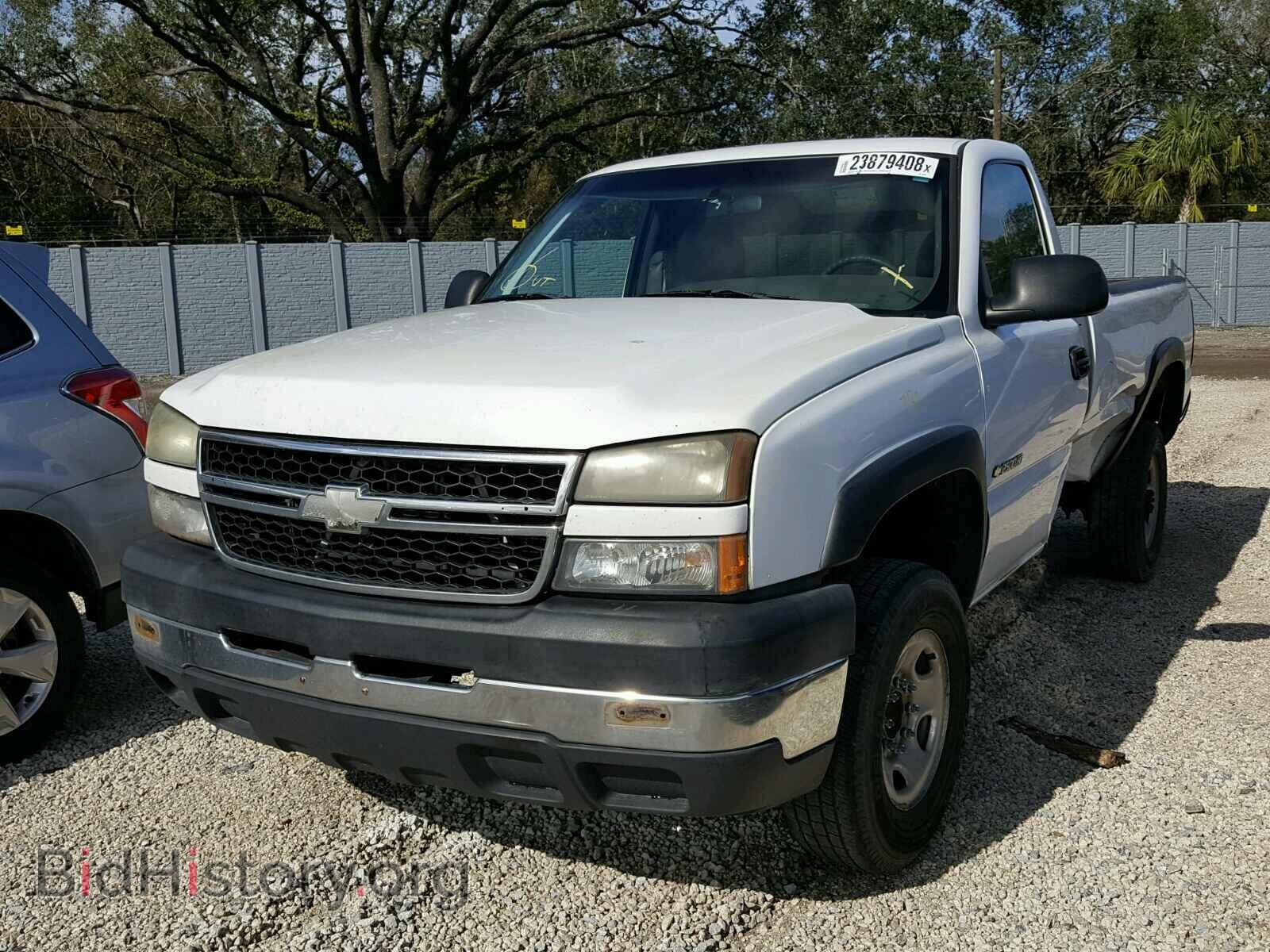 2006 CHEVROLET SILVERADO - VIN: 1GCHC24U46E259475 - Photo 2