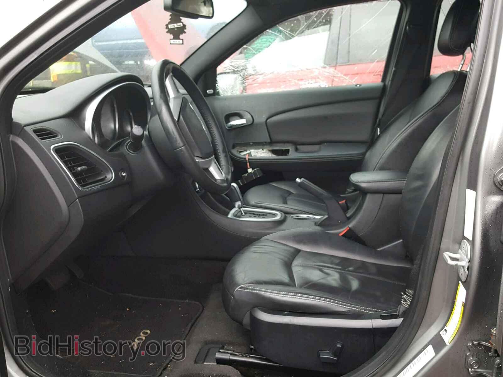 2012 CHRYSLER 200 - VIN: 1C3CCBCG8CN106443 - Фото 5