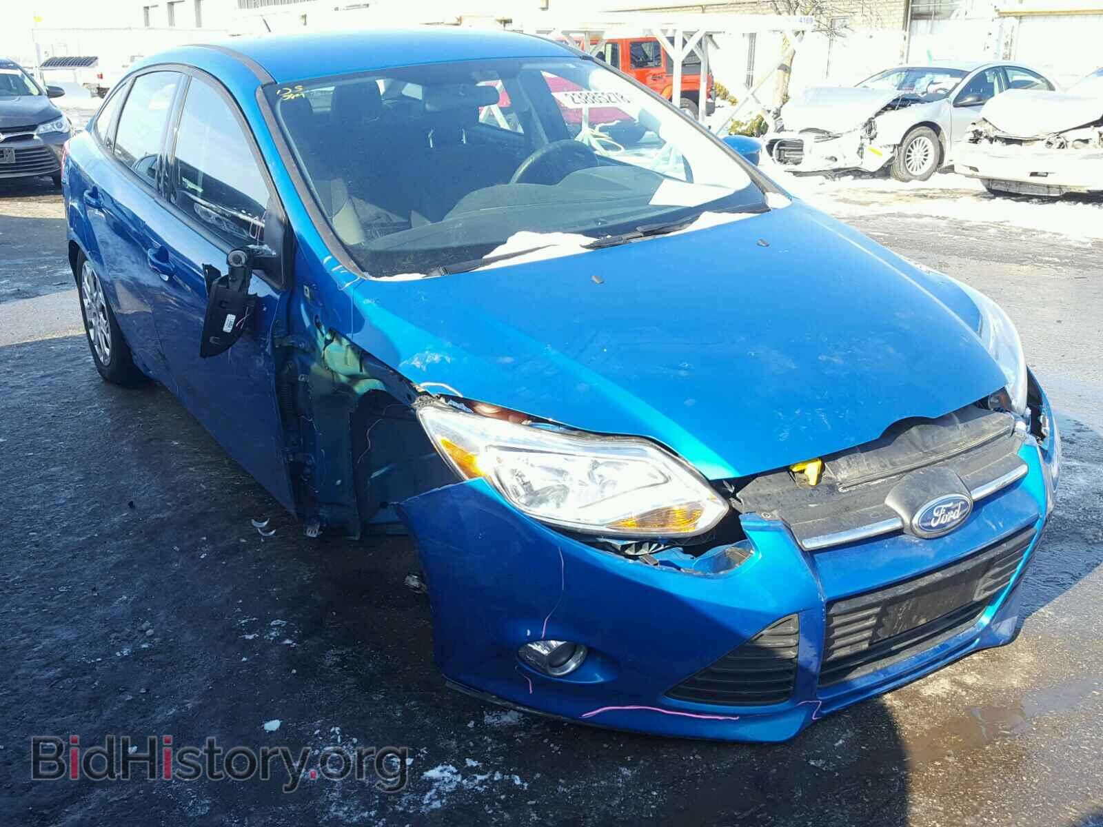 Photo 1FAHP3F27CL128821 - FORD FOCUS 2012
