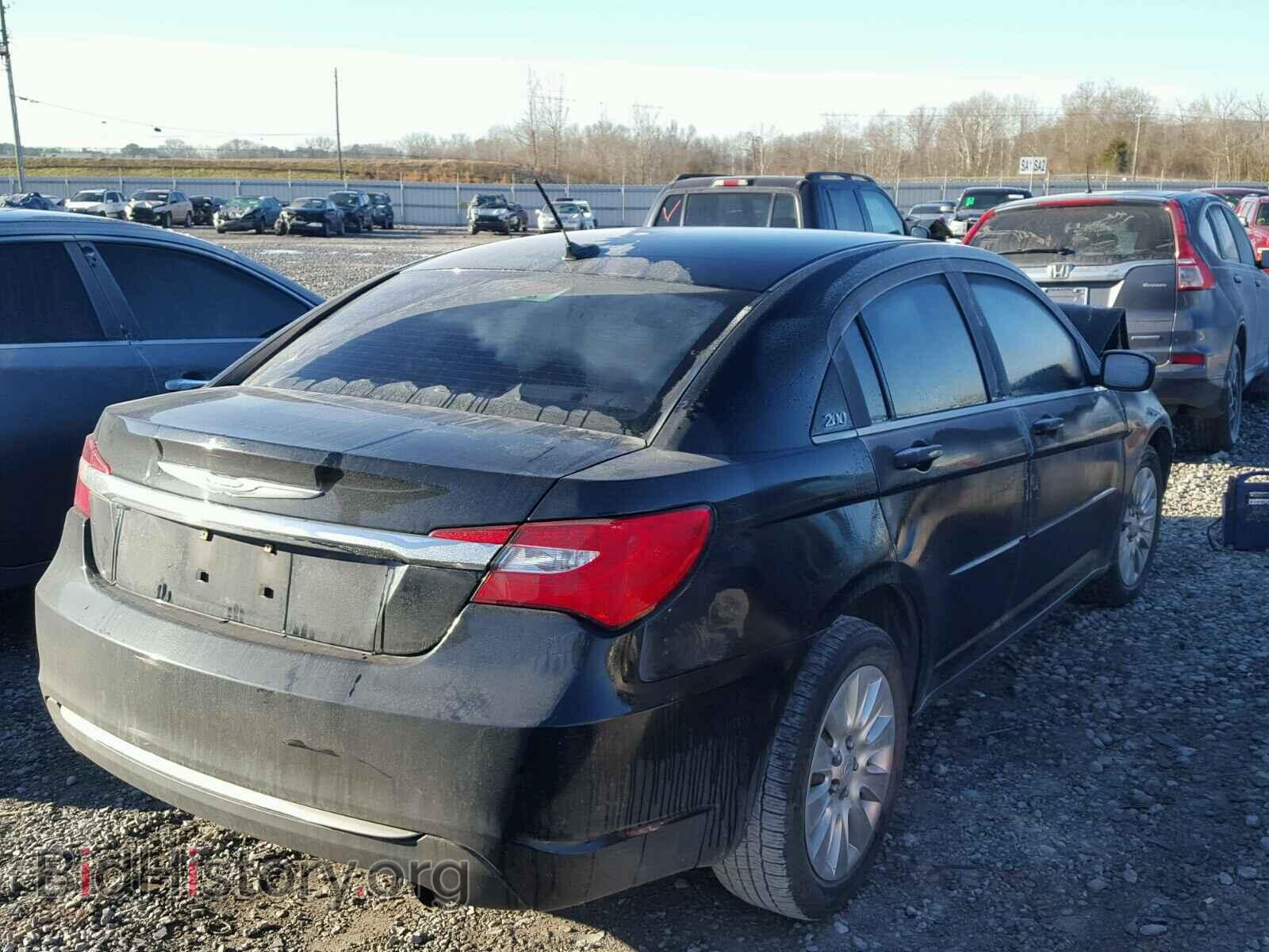 2012 CHRYSLER 200 - VIN: 1C3CCBAB9CN191364 - Фото 4