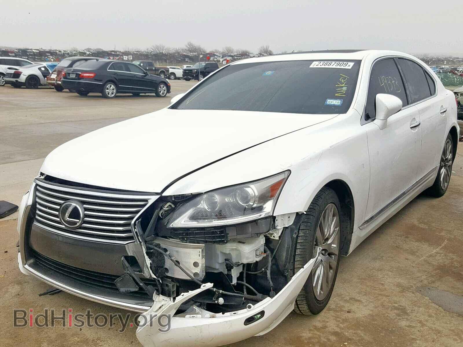 2014 LEXUS LS460 - VIN: JTHBL5EF3E5130244 - Photo 2