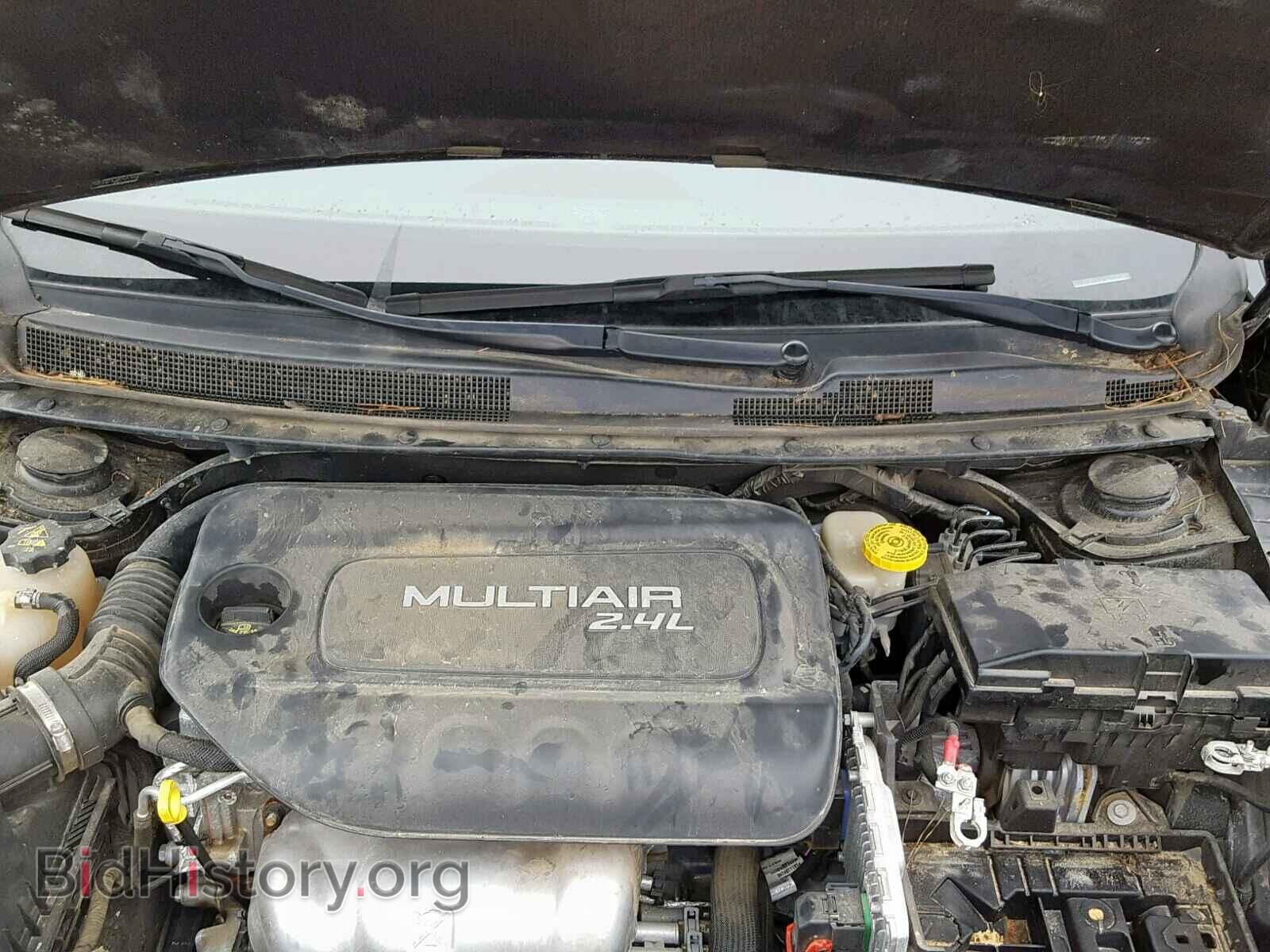 2016 CHRYSLER 200 - VIN: 1C3CCCBB0GN152091 - Фото 7