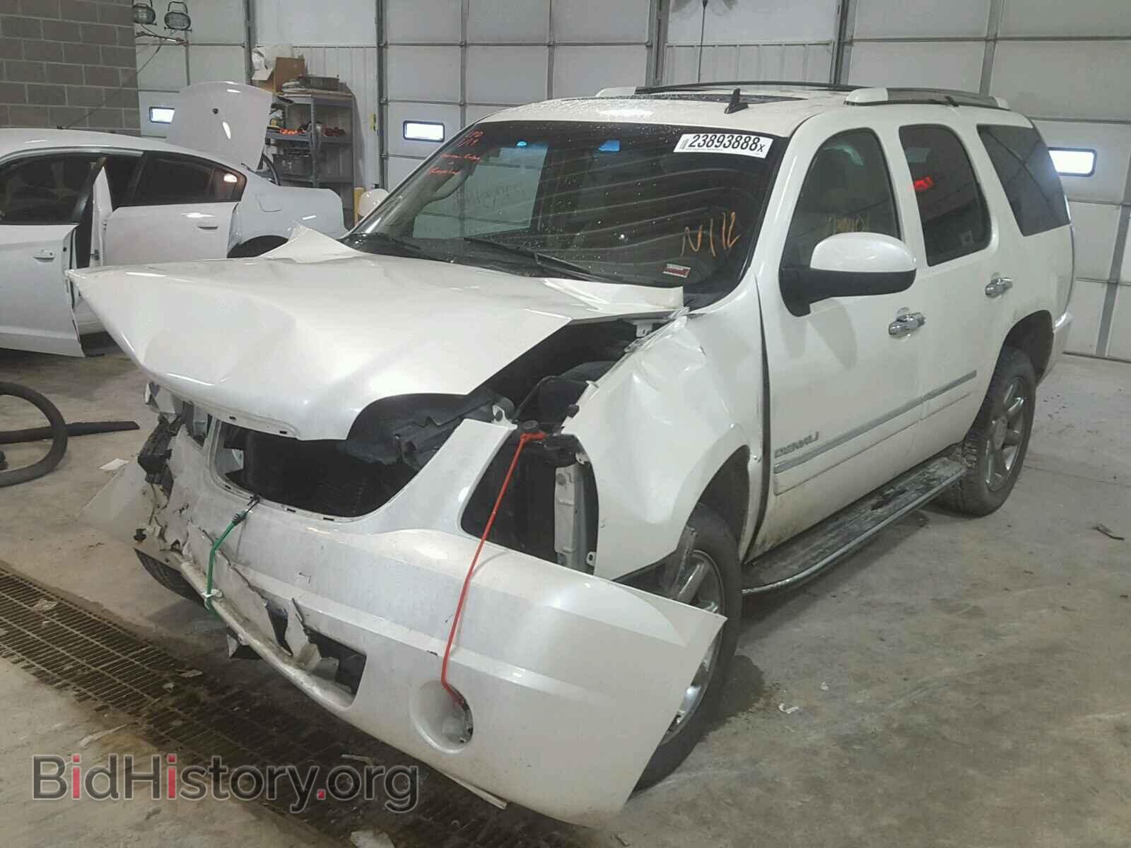 2011 GMC YUKON - VIN: 1GKS2EEF7BR185373 - Фото 2