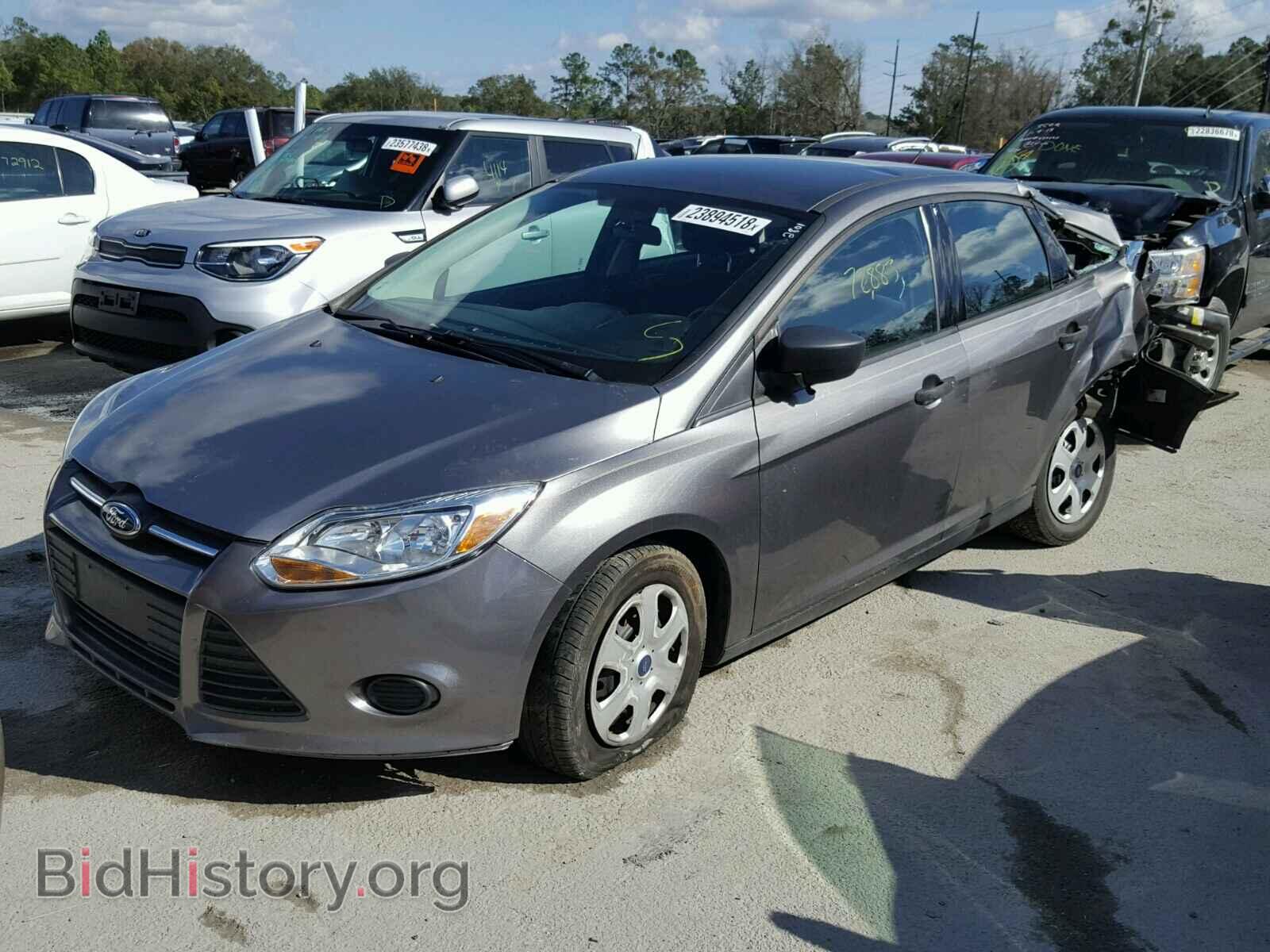 2013 FORD FOCUS - VIN: 1FADP3E23DL142801 - Фото 2