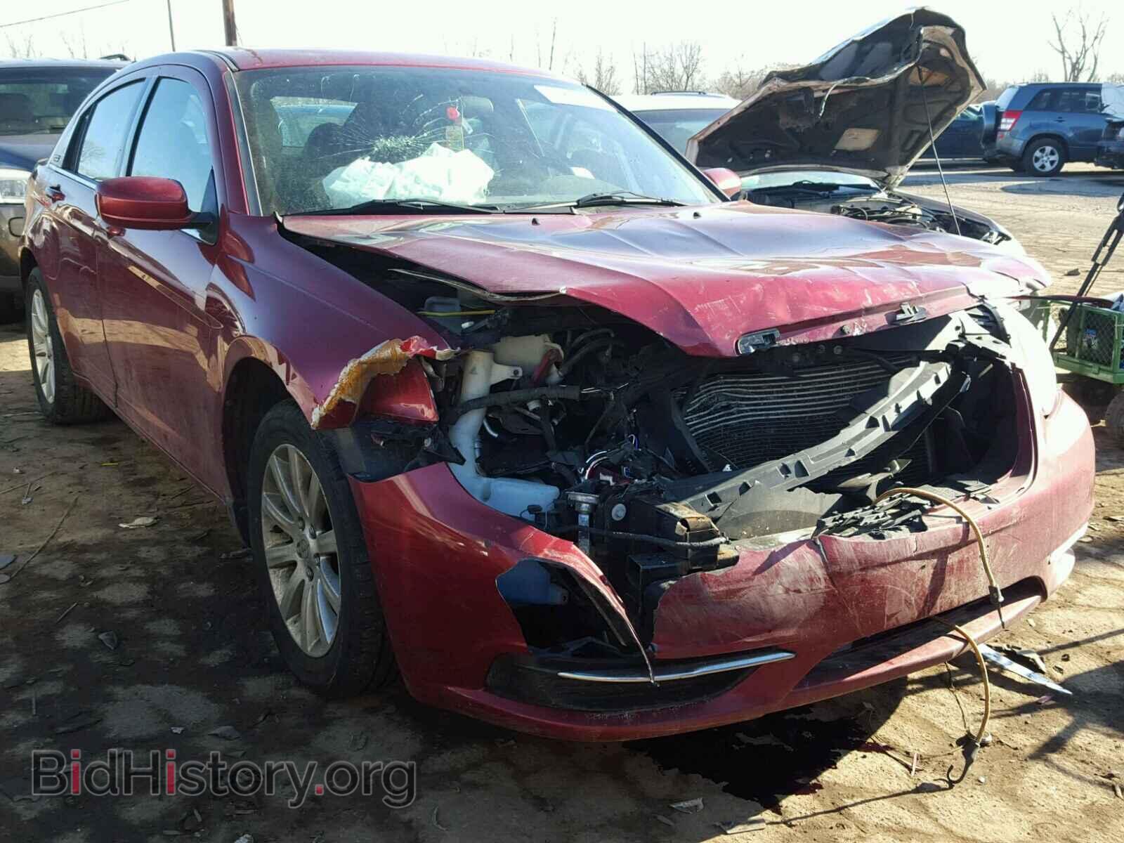 Photo 1C3BC1FB2BN538014 - CHRYSLER 200 2011