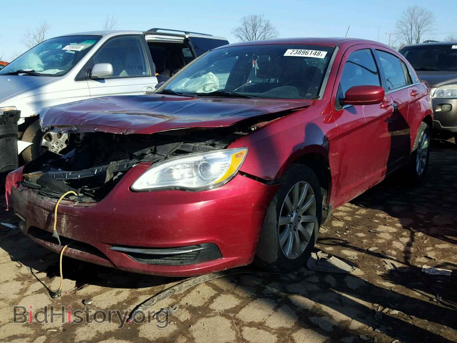 2011 CHRYSLER 200 - VIN: 1C3BC1FB2BN538014 - Фото 2