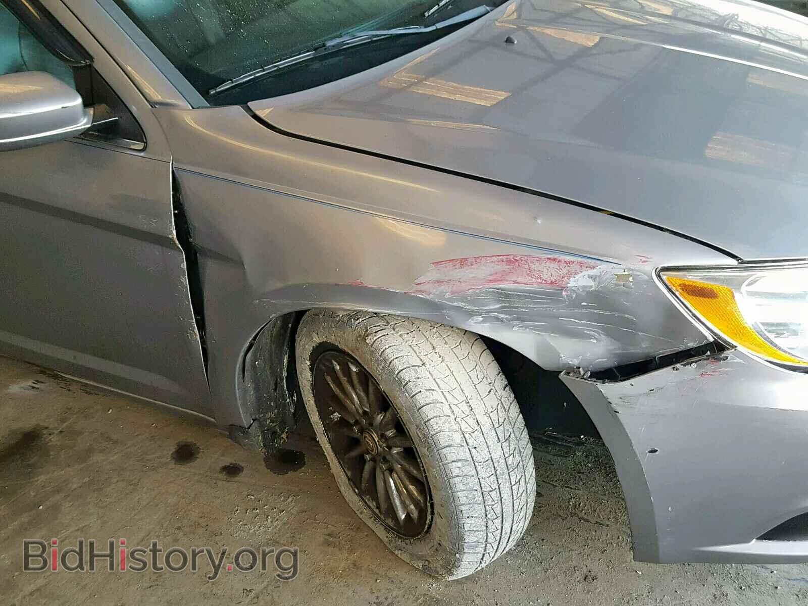 2014 CHRYSLER 200 - VIN: 1C3CCBAB0EN214064 - Фото 9