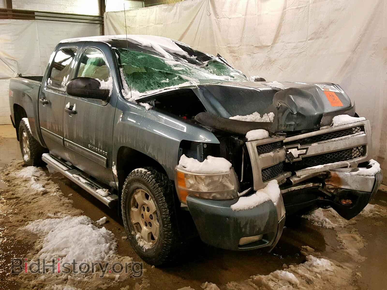 Photo 1GCPKSE3XBF167425 - CHEVROLET SILVERADO 2011
