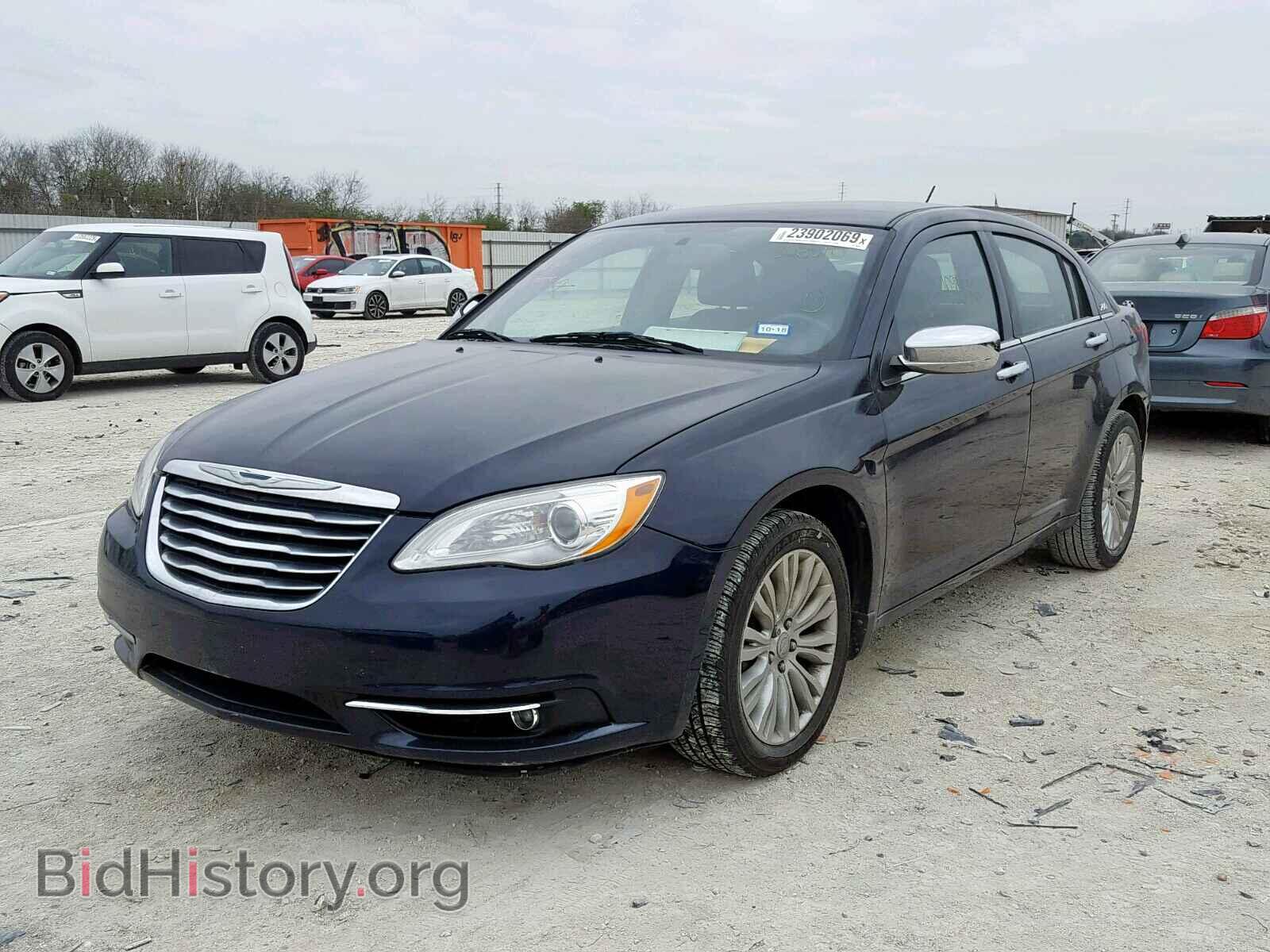 2011 CHRYSLER 200 - VIN: 1C3BC2FB6BN568610 - Photo 2