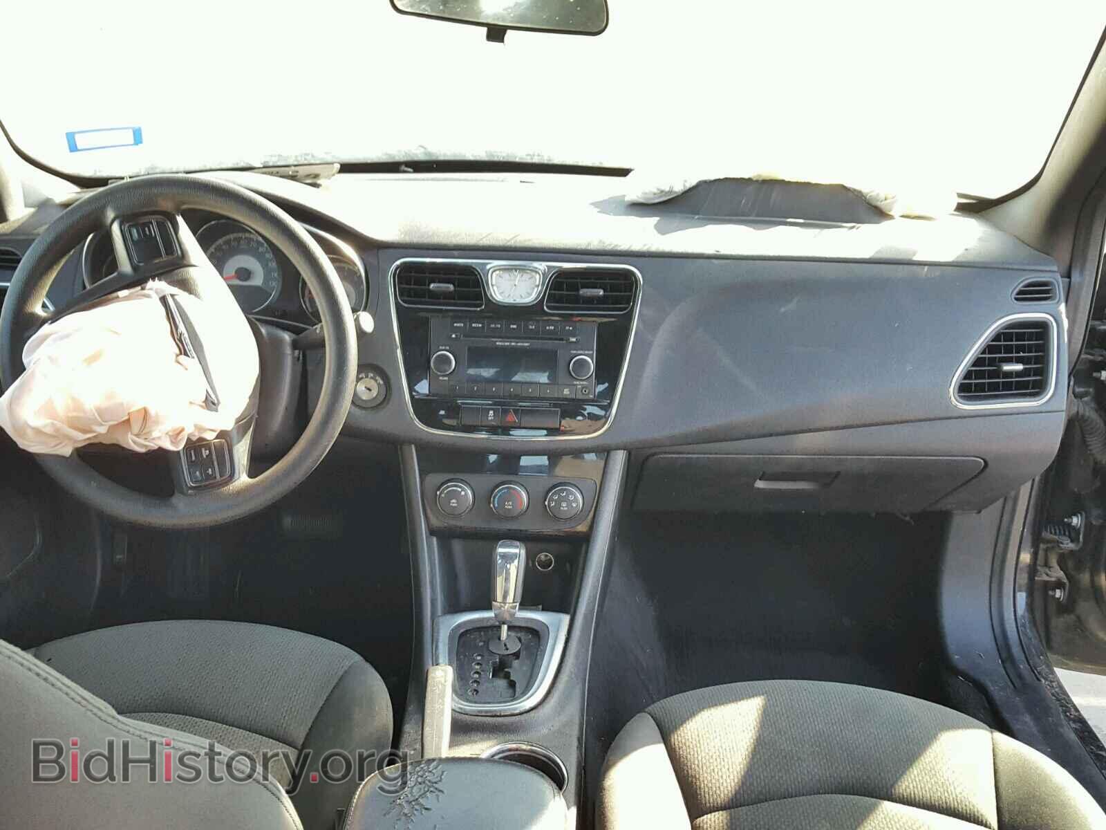 2012 CHRYSLER 200 - VIN: 1C3CCBABXCN114261 - Фото 9