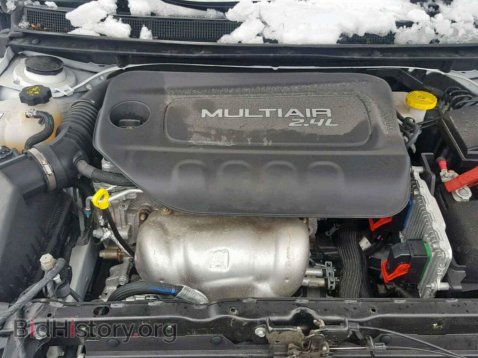 2016 CHRYSLER 200 - VIN: 1C3CCCABXGN152262 - Фото 7
