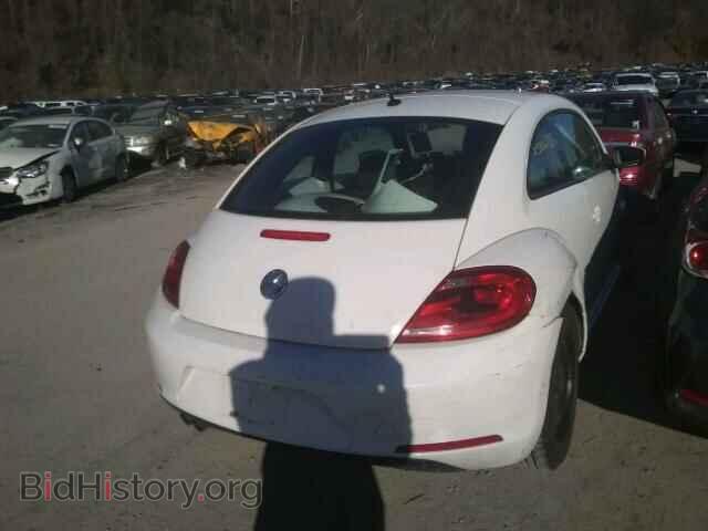 2012 VOLKSWAGEN BEETLE - VIN: 3VWJP7AT2CM611521 - Фото 4