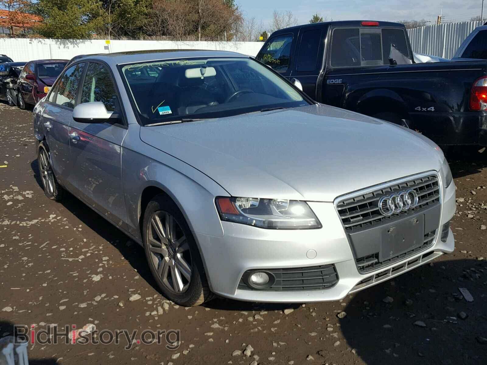 Фотография WAUBFAFL6AN003551 - AUDI A4 2010