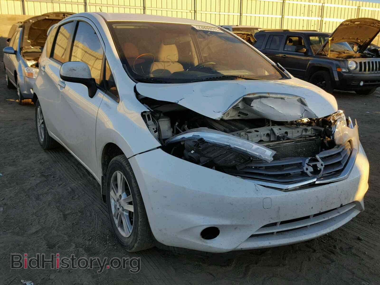 2014 Nissan VERSA Versa Note (VIN 3N1CE2CP3EL350819) — фото 1 из 10, Copart, повреждение: передняя часть