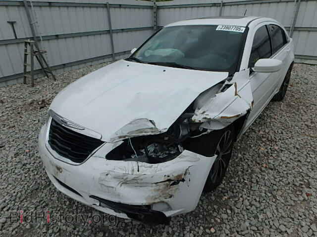 2011 CHRYSLER 200 - VIN: 1C3BC8FG5BN615558 - Фото 2