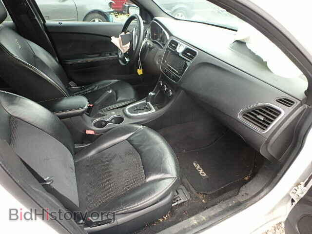 2011 CHRYSLER 200 - VIN: 1C3BC8FG5BN615558 - Фото 5