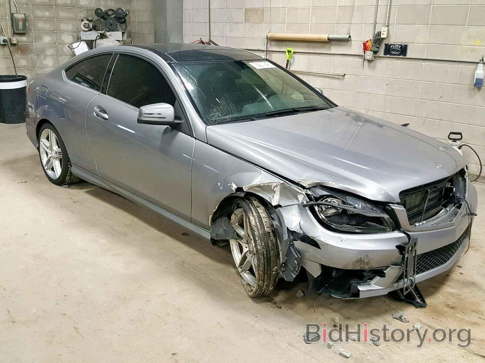 Photo WDDGJ4HB6DF947027 - MERCEDES-BENZ C 250 2013