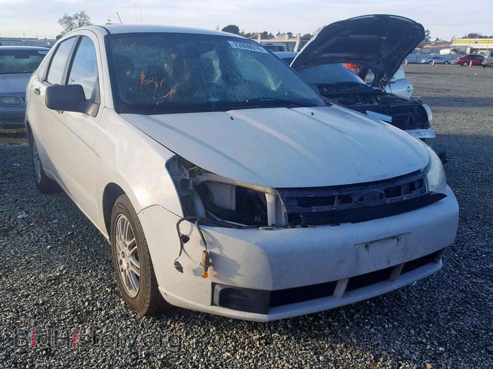 Photo 1FAHP3FN1AW293429 - FORD FOCUS SE 2010