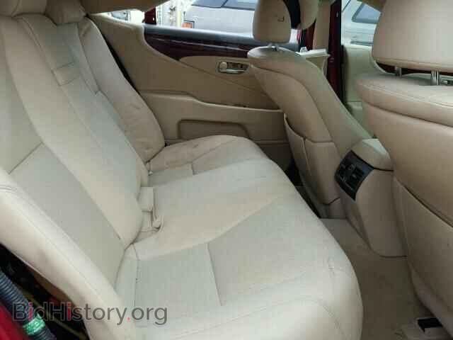 2011 LEXUS LS460 - VIN: JTHBL5EF1B5105130 - Photo 6