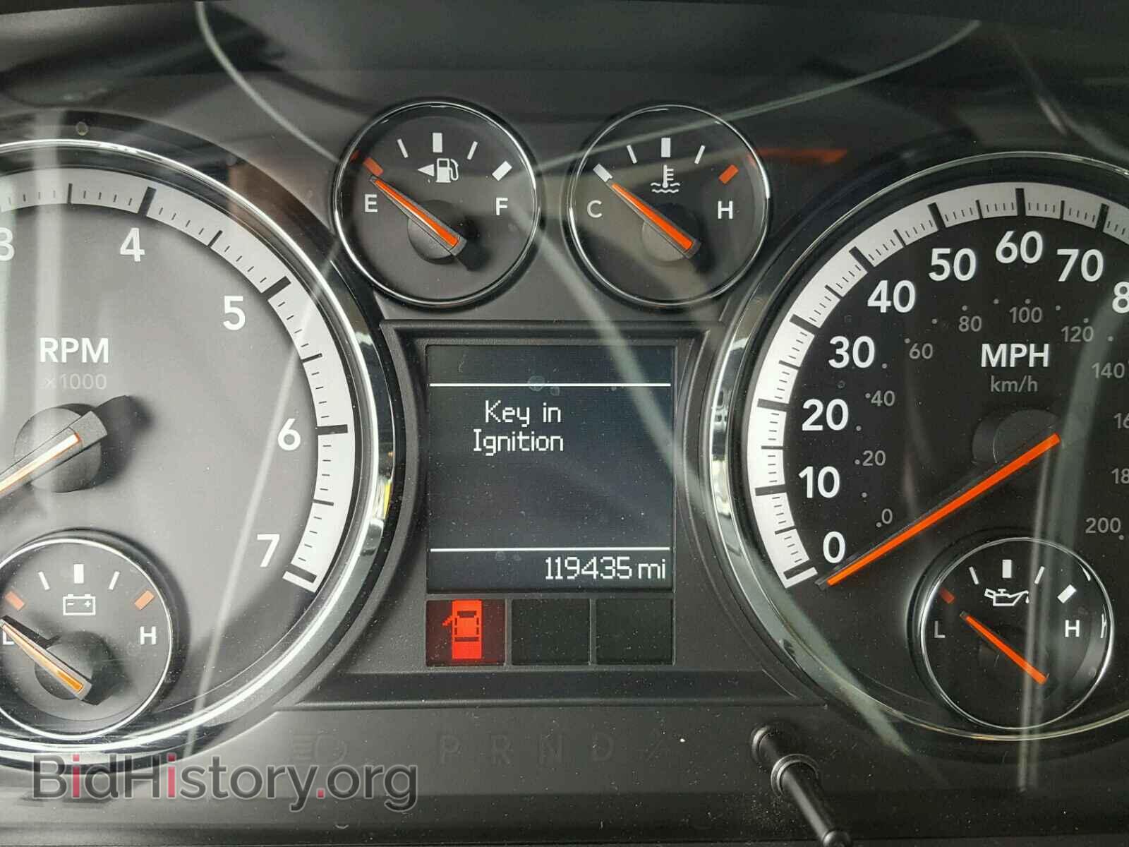 2010 DODGE RAM 1500 - VIN: 1D7RV1GP9AS183220 - Фото 8