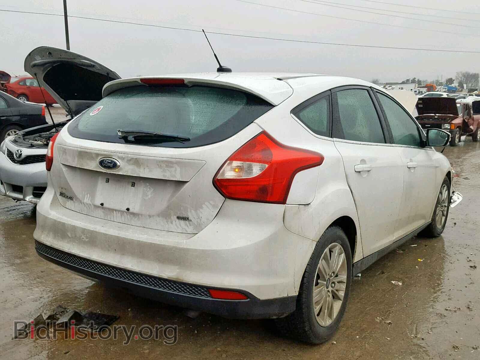 2012 FORD FOCUS - VIN: 1FAHP3M25CL357159 - Photo 4