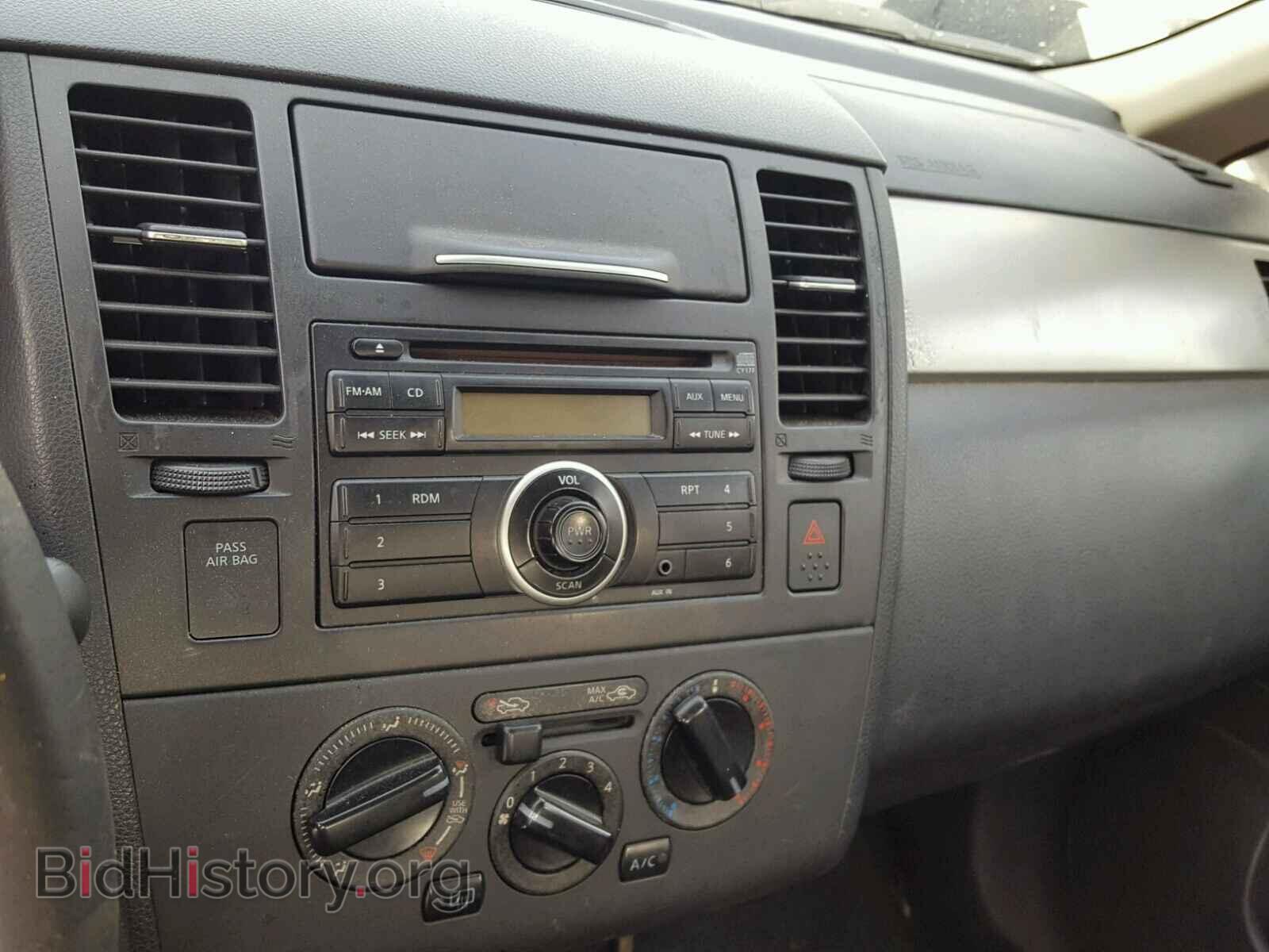 2010 NISSAN VERSA - VIN: 3N1BC1CP0AL406883 - Фото 9