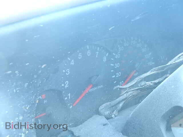 2002 MAZDA TRIBUTE - VIN: 4F2YU09182KM04318 - Фото 8