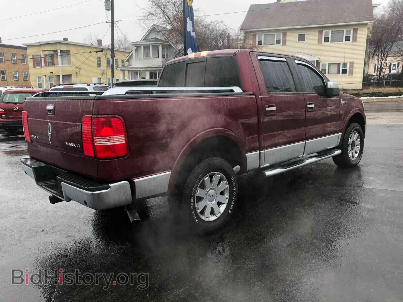 2006 LINCOLN MARK LT - VIN: 5LTPW18546FJ02178 - Photo 4