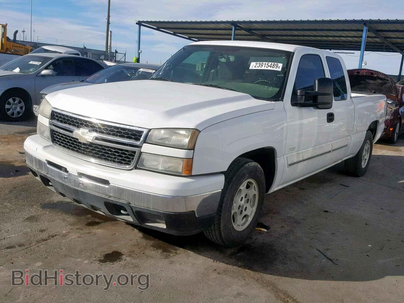 2006 CHEVROLET SILVERADO - VIN: 1GCEC19T16Z243286 - Фото 2